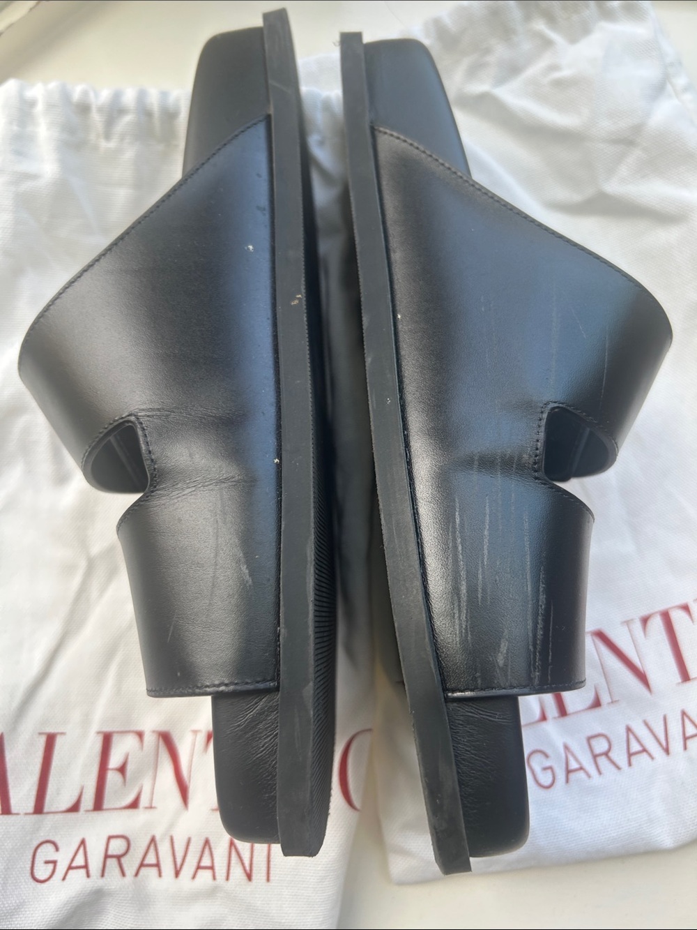 Valentino Garavani Black Leather Slides with Gold Pyramid Studs - Picture 3 of 5